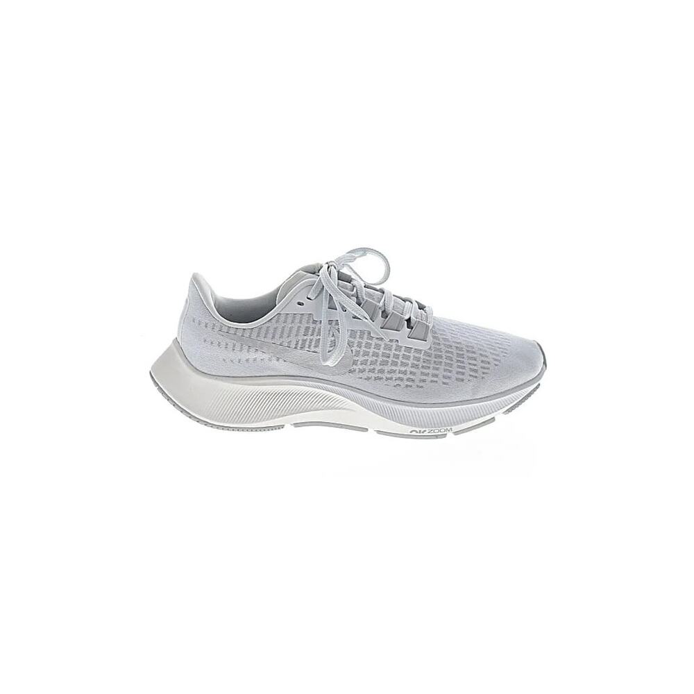 Nike Sneakers Women Athletic Sneaker Gray Size 8 Running Shoes
